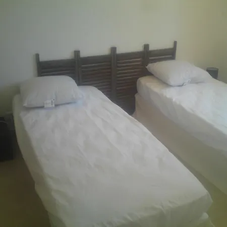 House With 2 Bedrooms In Porto-vecchio, With Wonderful Mountain View, Apartment Porto-Vecchio (Corsica)